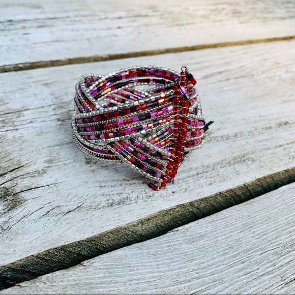 FREE! Beaded Bracelet - Picture 1 of 5